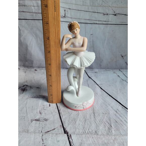 Vintage Schmid Porcelain Ceramic Ballerina Figurine 1990s Korea 7 In Tall - Picture 9 of 9